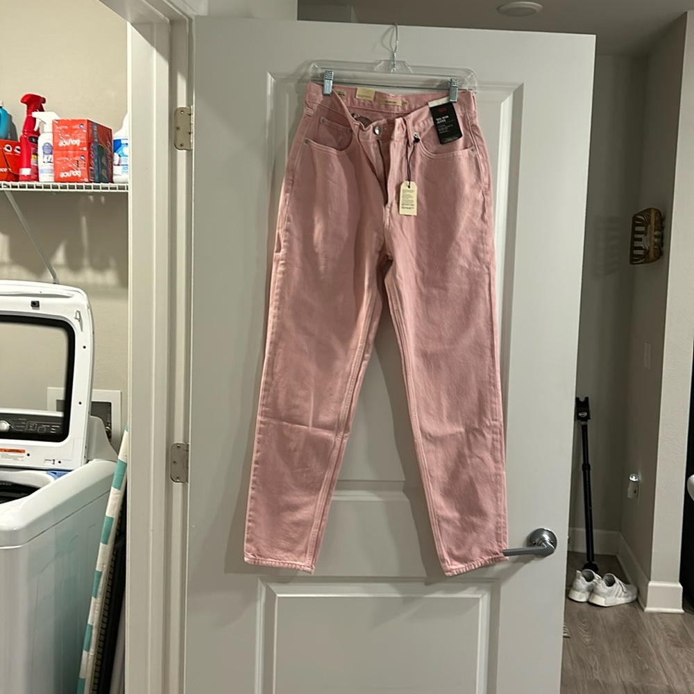 Levi’s Mom Jeans. NWT